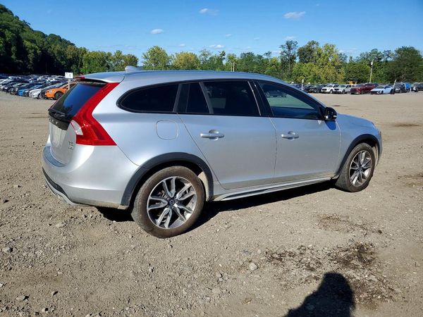 2017 VOLVO V60 CROSS COUNTRY Premier