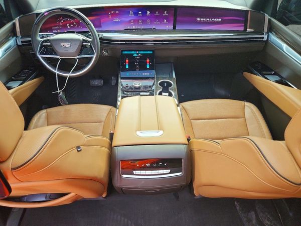 2025 CADILLAC ESCALADE
