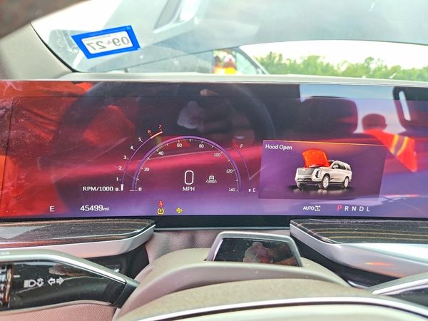 2025 CADILLAC ESCALADE