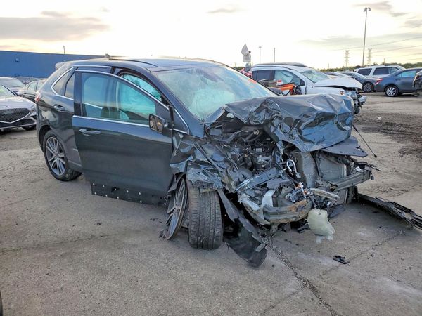2022 FORD EDGE Titanium — Passenger 3/4