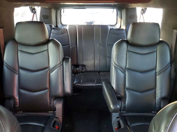 2016 CADILLAC ESCALADE ESV Platinum