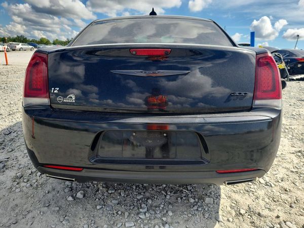 2022 CHRYSLER 300