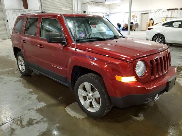 2012 JEEP PATRIOT Limited — Passenger 3/4
