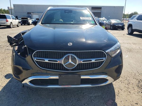 2024 MERCEDES-BENZ GLC