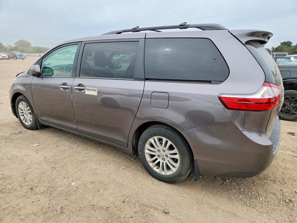 2015 TOYOTA SIENNA