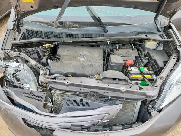 2015 TOYOTA SIENNA