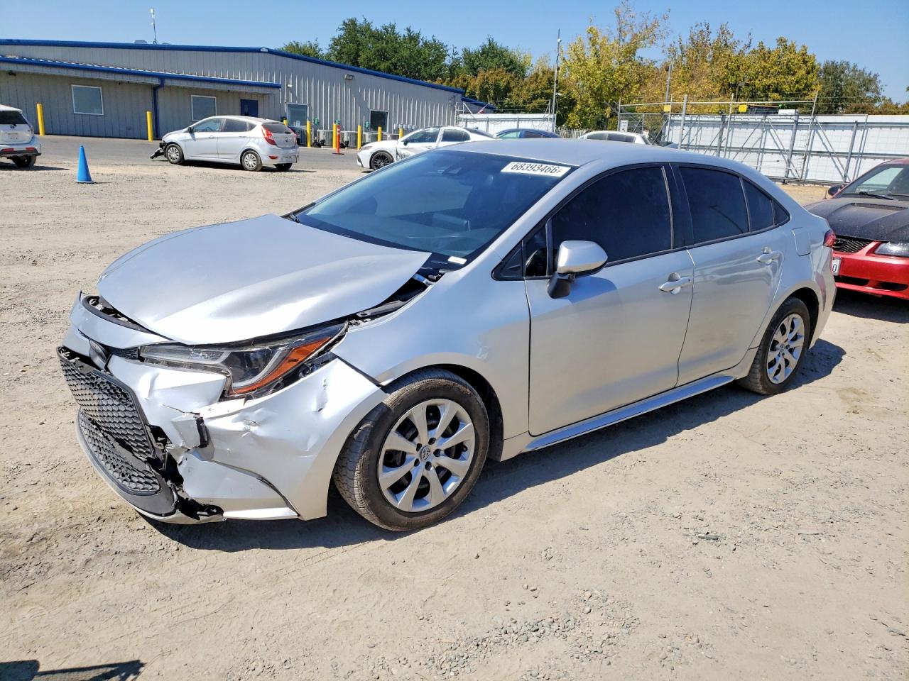 2020 TOYOTA COROLLA LE — Front 3/4
