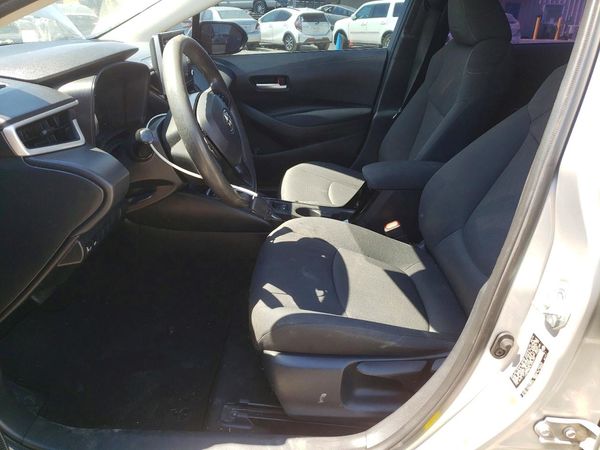 2020 TOYOTA COROLLA LE — DENT
