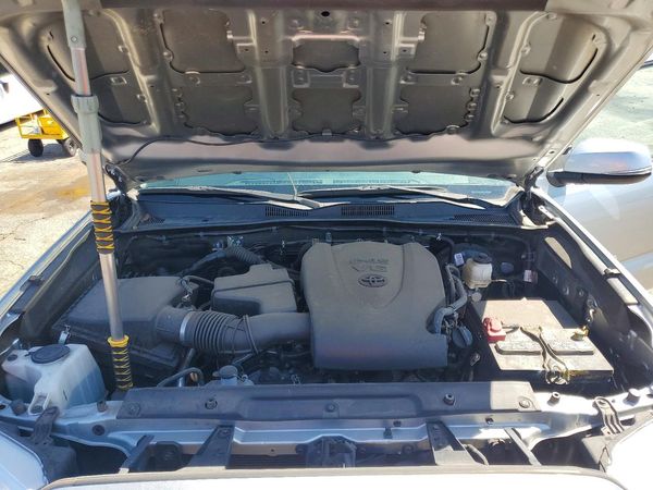 2022 TOYOTA TACOMA SR5 — Engine bay