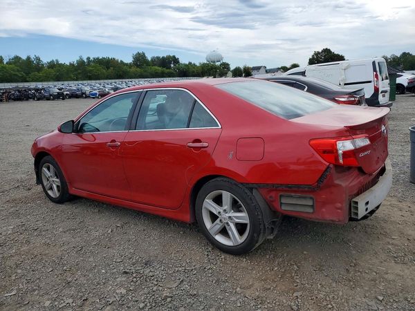 2012 TOYOTA CAMRY