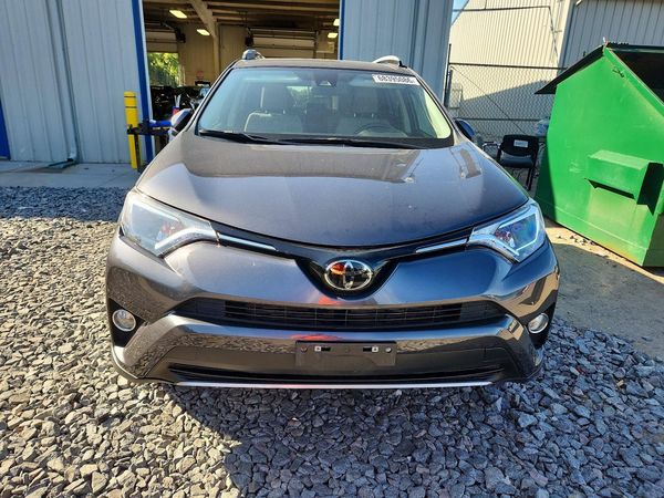 2018 TOYOTA RAV4 Adventure/XLE