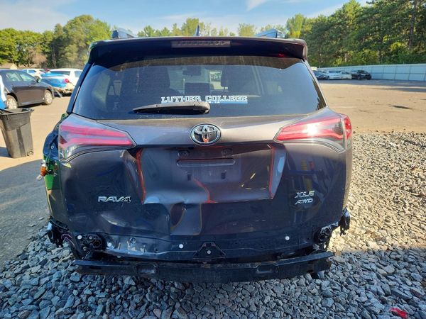 2018 TOYOTA RAV4 Adventure/XLE