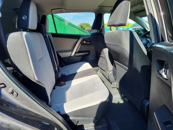 2018 TOYOTA RAV4 Adventure/XLE
