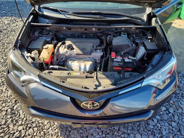 2018 TOYOTA RAV4 Adventure/XLE