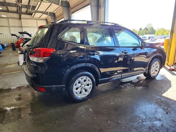 2019 SUBARU FORESTER Base P+ES