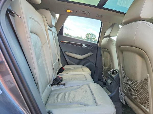 2012 AUDI Q5 Premium Plus