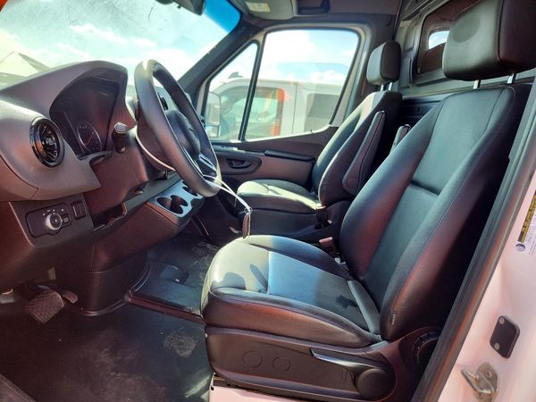 2023 MERCEDES-BENZ SPRINTER