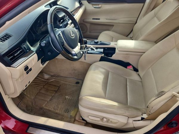 2015 LEXUS ES