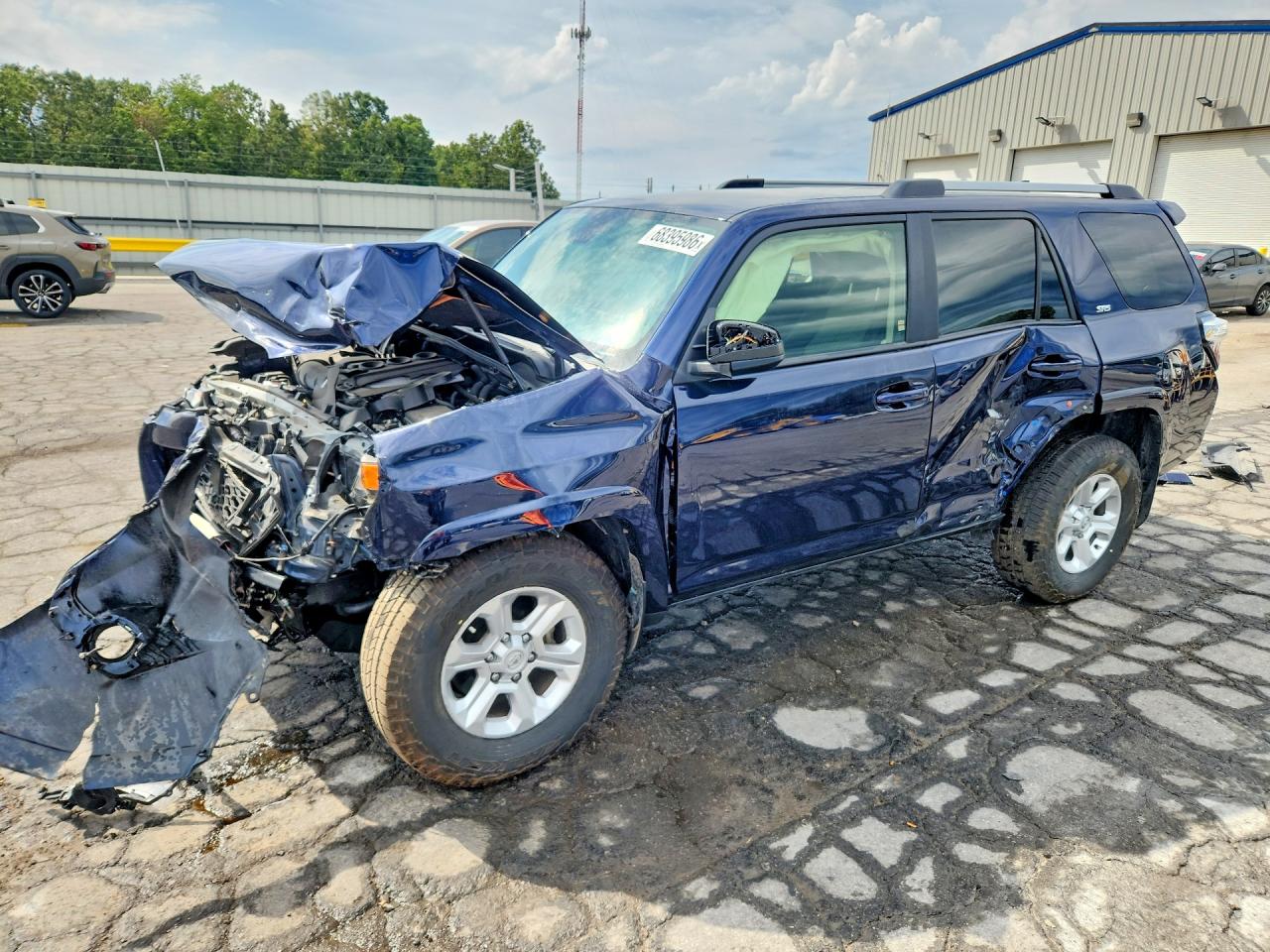2023 TOYOTA 4RUNNER SR5