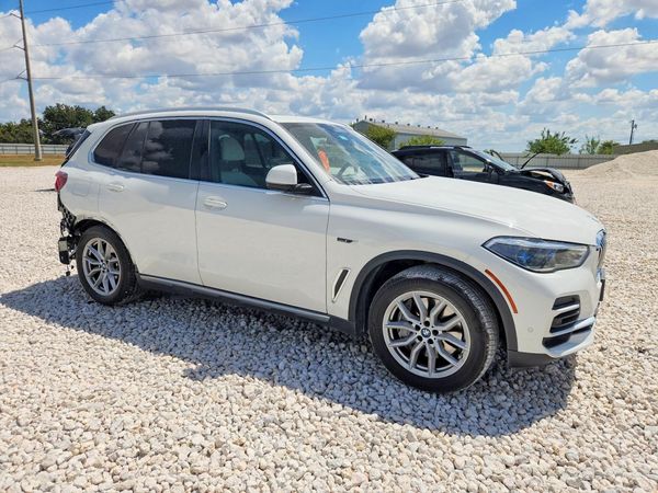 2022 BMW X5 xDrive45e