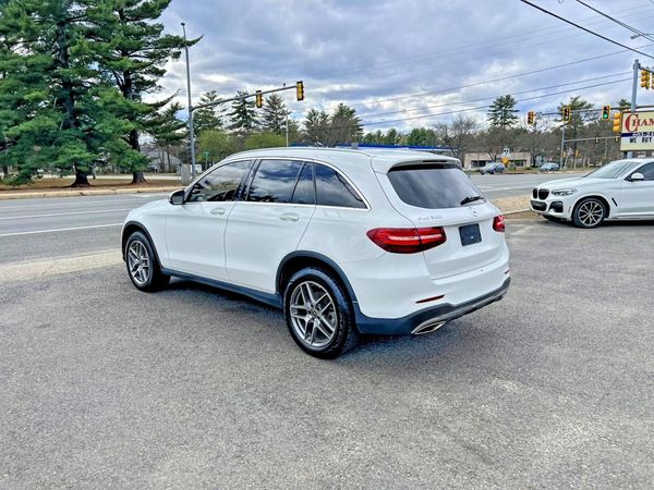 2019 MERCEDES-BENZ GLC GLC 300-4M