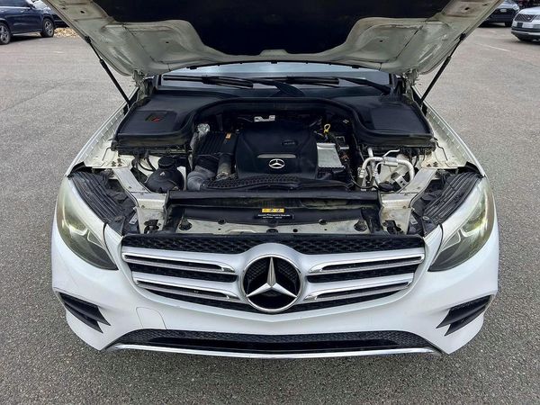 2019 MERCEDES-BENZ GLC GLC 300-4M