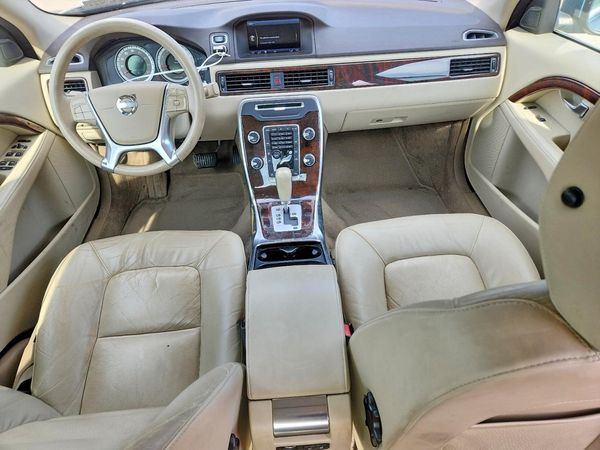 2012 VOLVO S80