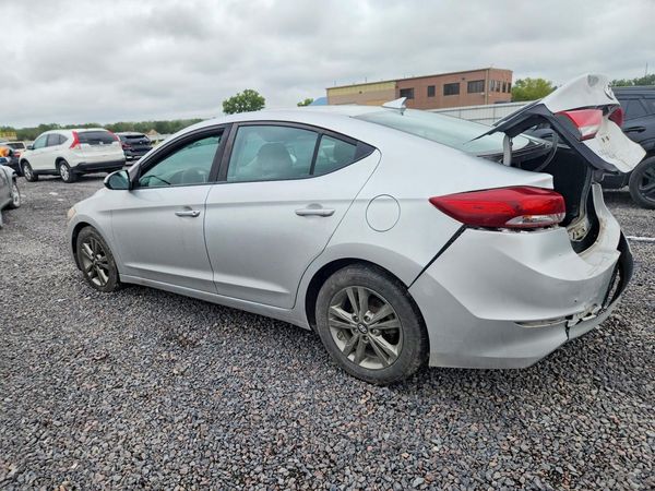 2018 HYUNDAI ELANTRA
