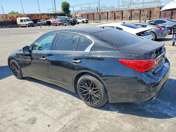 2015 INFINITI Q50