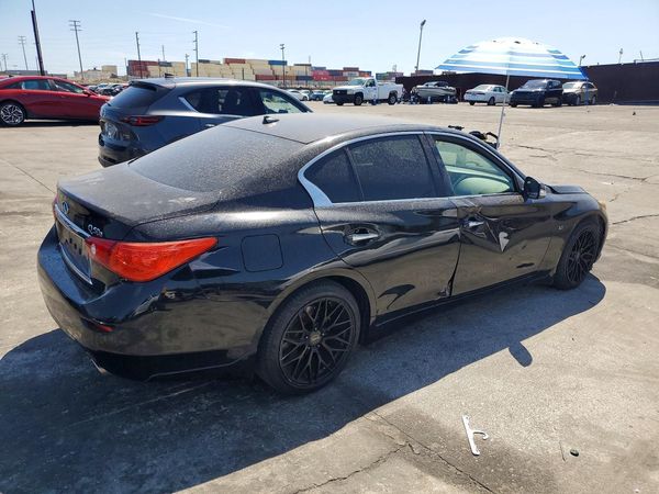 2015 INFINITI Q50