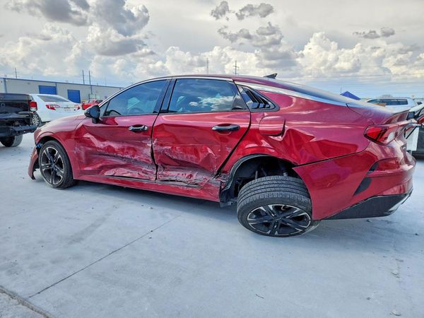 2022 KIA K5