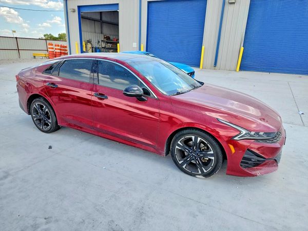2022 KIA K5