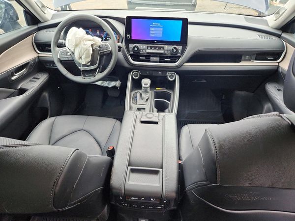 2026 TOYOTA GRAND HIGH — CKPT