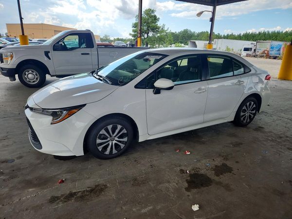 2022 TOYOTA COROLLA LE