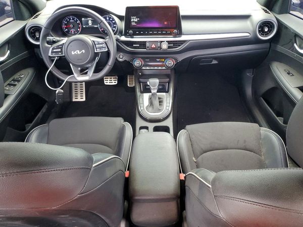 2024 KIA FORTE GT Line