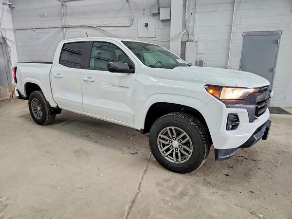 2023 CHEVROLET COLORADO LT — Passenger 3/4