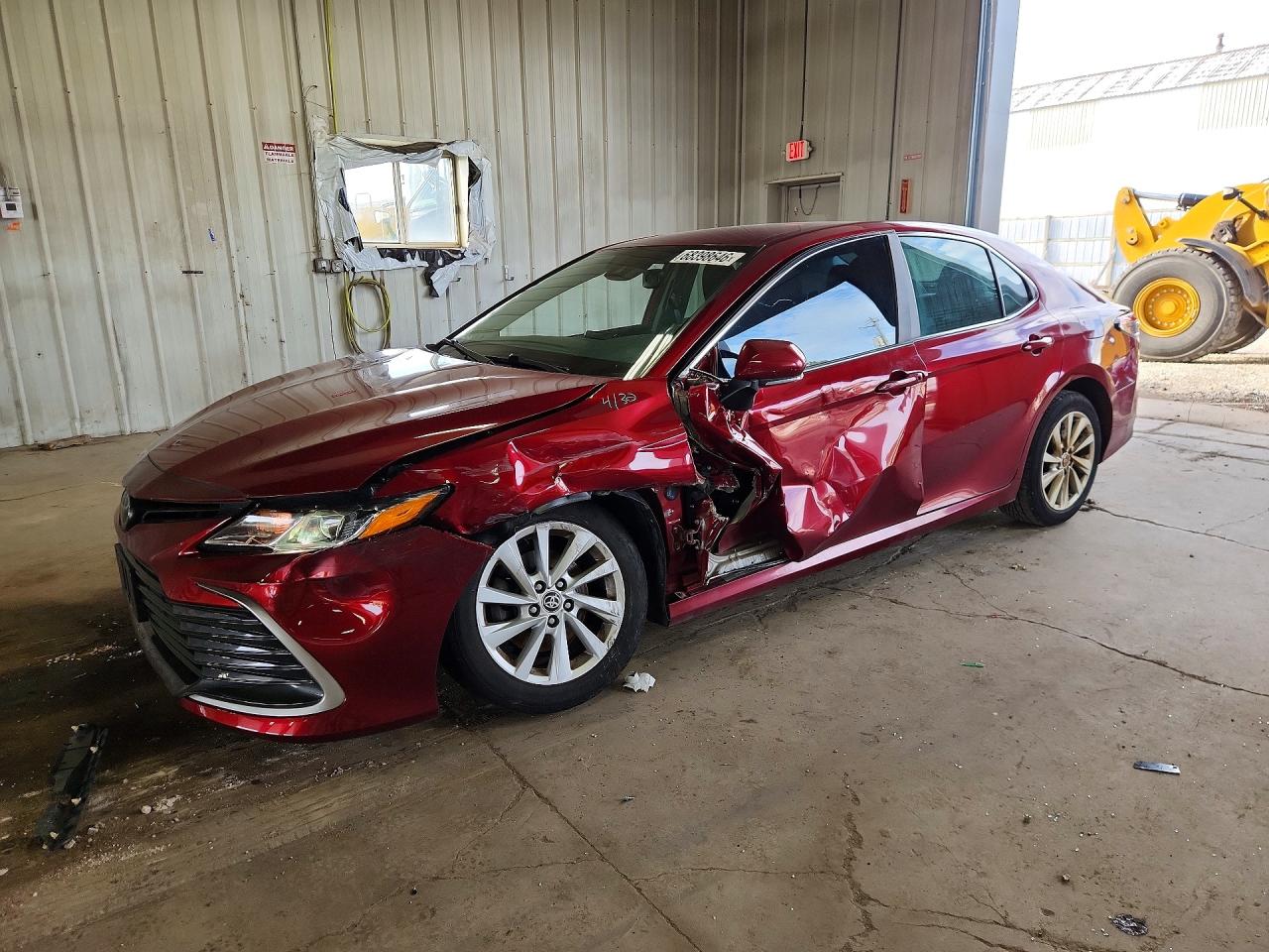 2021 TOYOTA CAMRY LE + Convenient Pkg