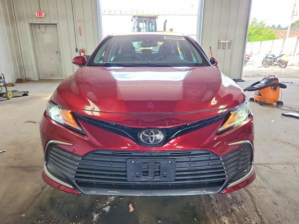 2021 TOYOTA CAMRY LE + Convenient Pkg