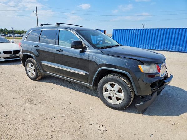 2013 JEEP CHEROKEE Laredo — Passenger 3/4