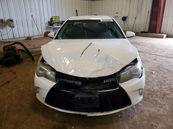 2015 TOYOTA CAMRY — DIRF