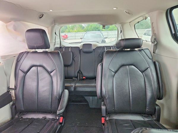 2022 CHRYSLER PACIFICA