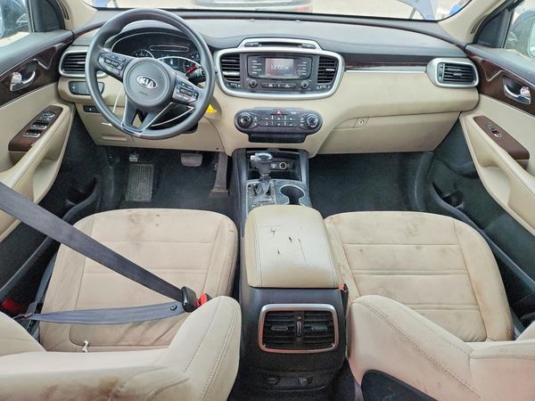 2017 KIA SORENTO L, LX — CKPT
