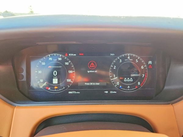 2019 LAND ROVER RANGE ROVER VELAR R-Dynamic SE