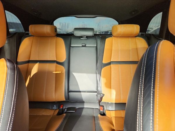 2019 LAND ROVER RANGE ROVER VELAR R-Dynamic SE