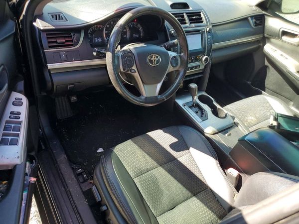 2014 TOYOTA CAMRY