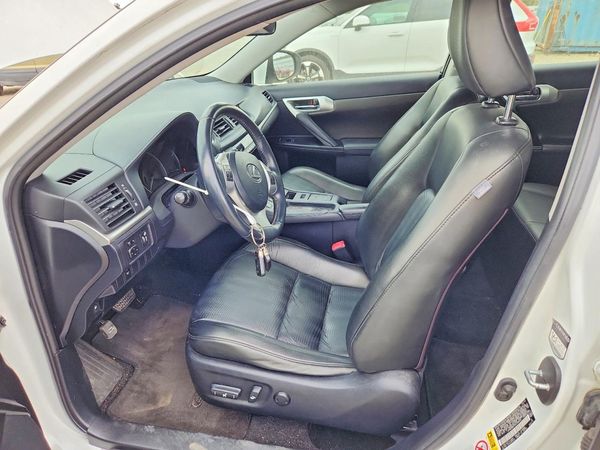 2013 LEXUS CT 200h