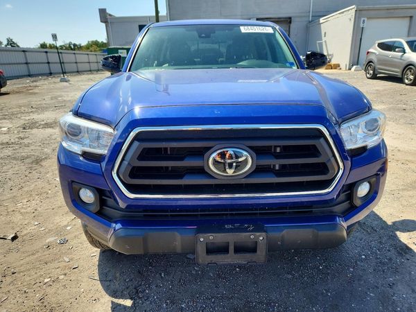 2022 TOYOTA TACOMA SR5