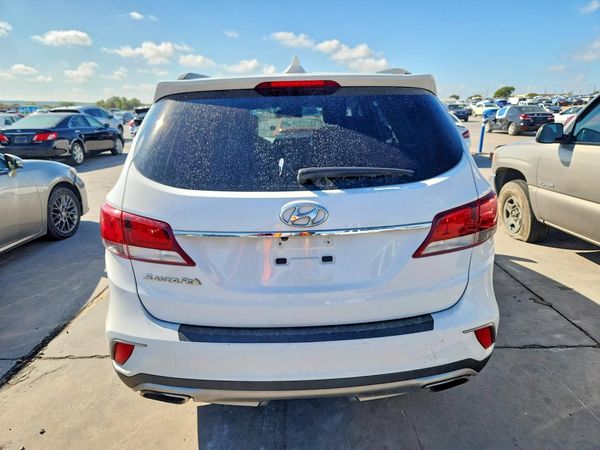 2018 HYUNDAI SANTA FE SE Premium pkg