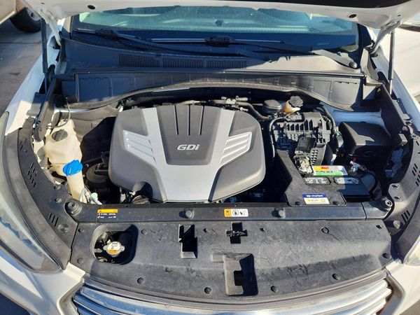 2018 HYUNDAI SANTA FE SE Premium pkg