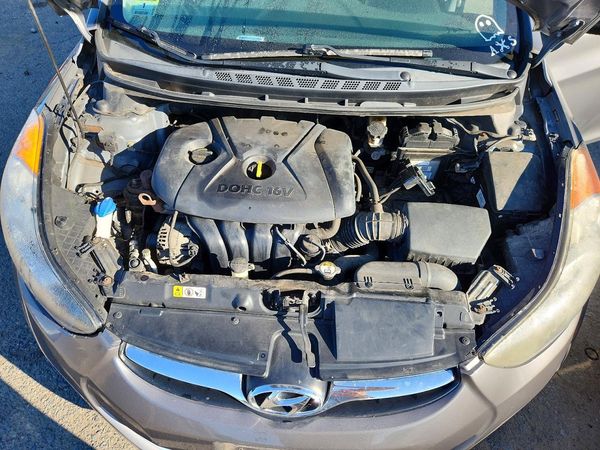 2013 HYUNDAI ELANTRA